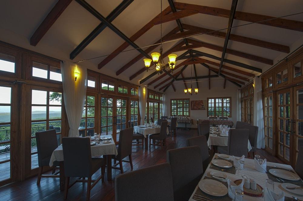 Karibu Camps And Lodges Lions Paw Ngorongoro カラトゥ エクステリア 写真