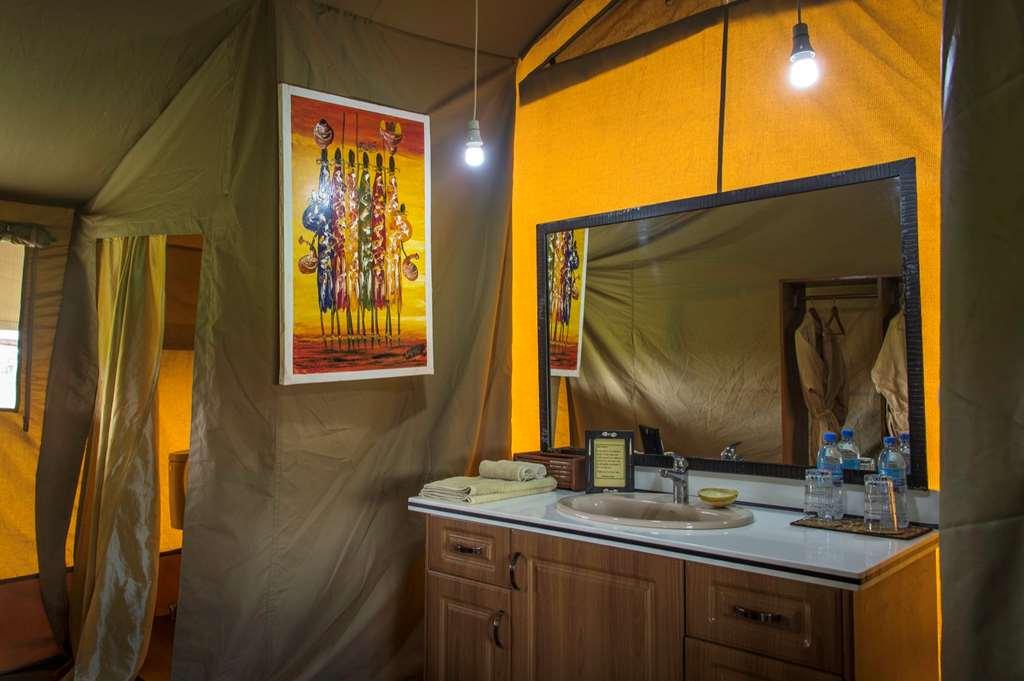 Karibu Camps And Lodges Lions Paw Ngorongoro カラトゥ 部屋 写真